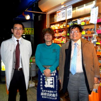 �X�i�搶�ƈɓ��L���X�^�[